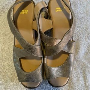 Johnson and Murphy leather sandals size 9.5